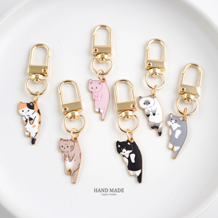 日系简约可爱小猫咪钥匙扣挂件慵懒小巧配饰品百搭日常包包挂饰