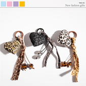 新款 饰小礼品手机包包 可爱豹纹爱心钥匙扣挂件包包挂饰汽车装