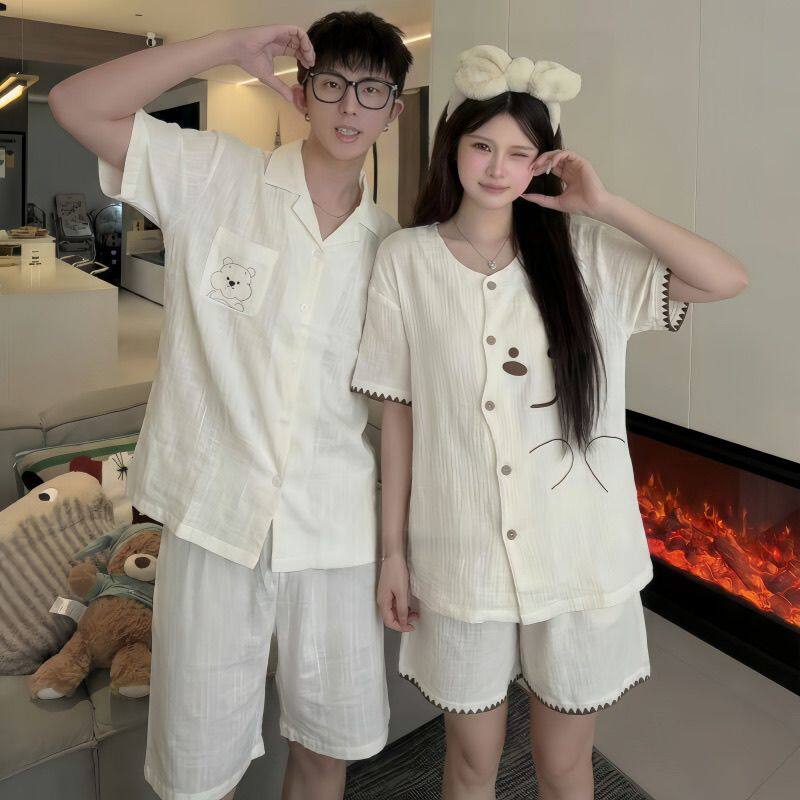 2026新款夏天情侣睡衣女夏季梭织维尼熊短袖男家居服开衫套装