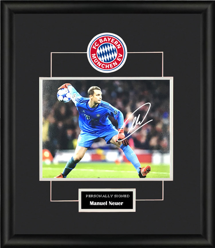 收藏 诺伊尔 亲笔签名 照片裱框 含sa证书 拜仁慕尼黑 门卫