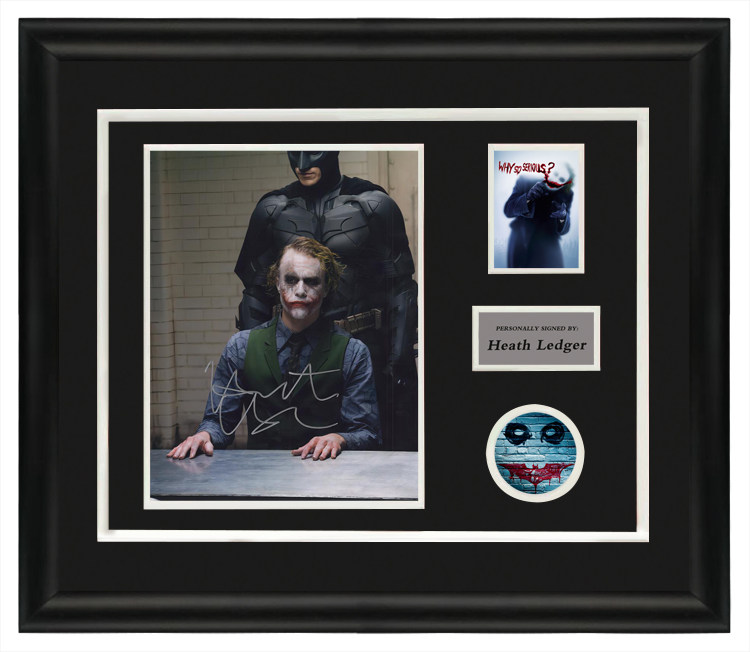 收藏 希斯莱杰 小丑joker 亲笔签名 照片背景裱框 含sa证书