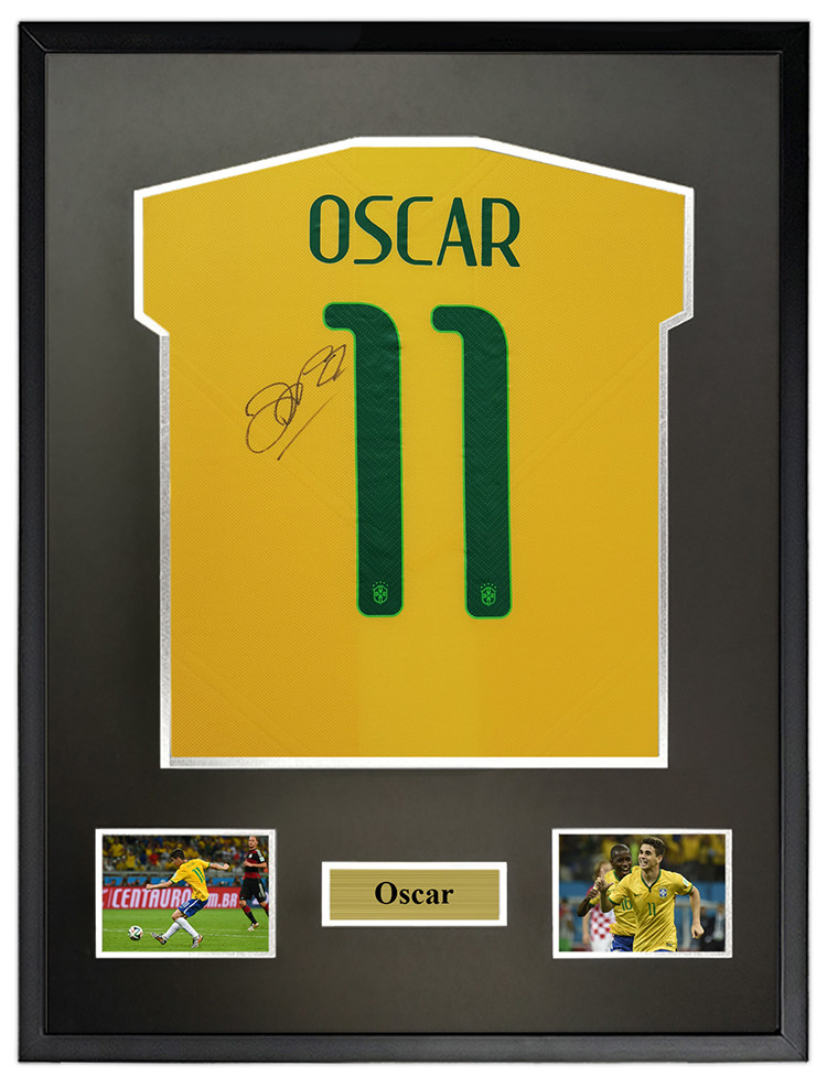 奥斯卡 2014世界杯巴西队  亲笔签名足球服球衣 含sa证书 裱框 收藏