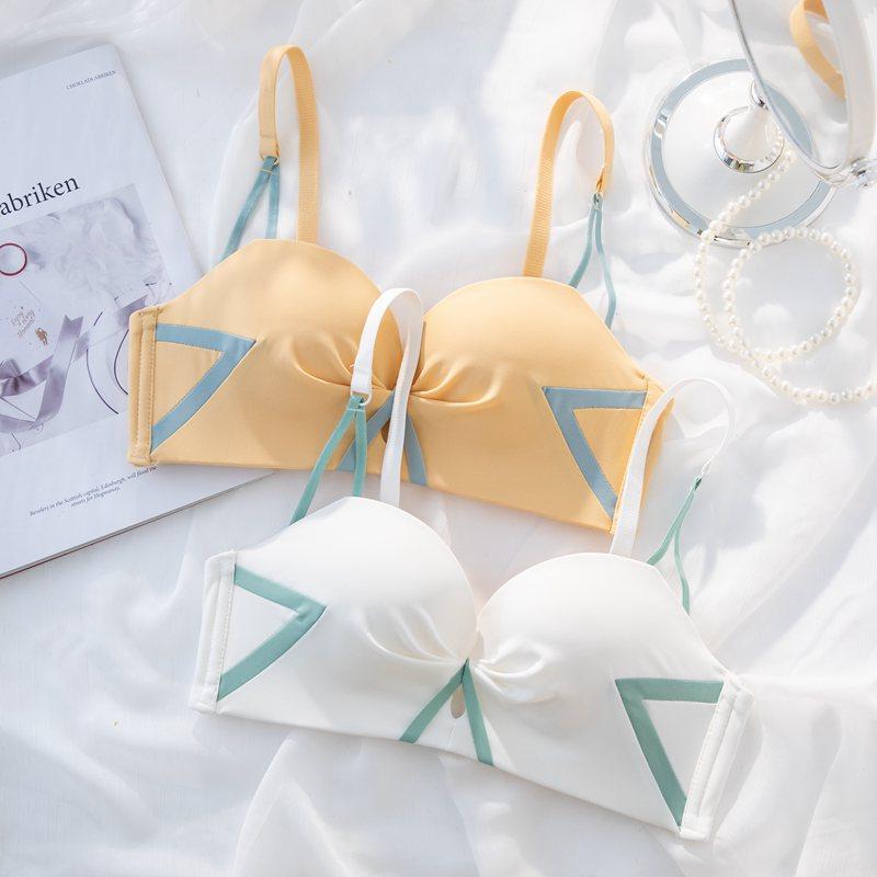 内衣裤女无痕纯欲2021新款调整型无钢圈少女士聚拢小文胸罩一套装