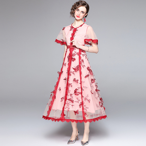 RM6001#圆领喇叭袖水溶花拼接刺绣蝴蝶收腰大摆网纱连衣裙