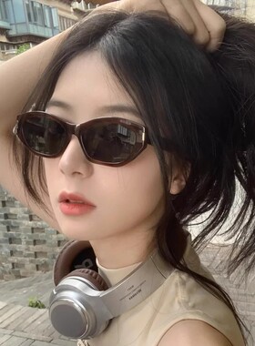 2025新款复古ins高级感可可镜女夏季方圆脸显瘦海边防紫外线墨镜