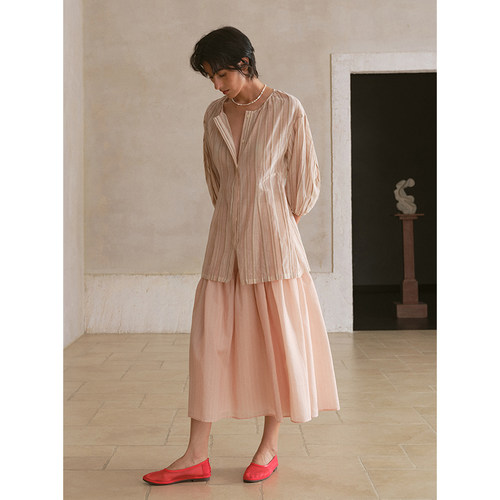 ii sense 26SS春夏新品 无领条纹衬衫女收腰灯笼袖中袖休闲上衣