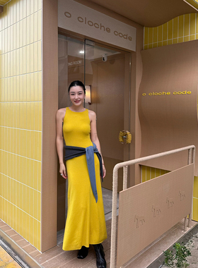 主推款o cloche code 25AW秋冬 纯色背带无袖连衣裙羊毛针织长裙