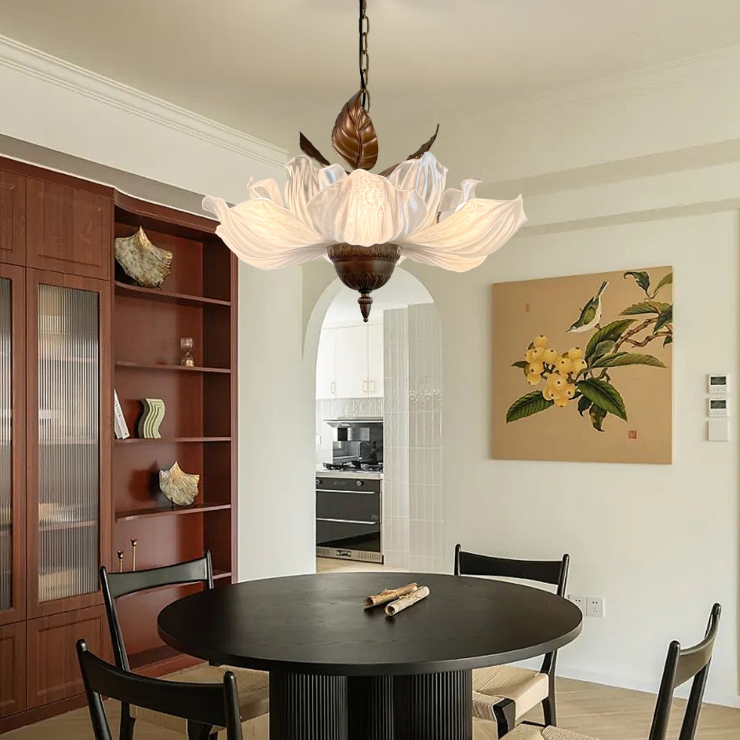 法式复古主卧室吊灯设计师宋氏美学花瓣灯中古圆餐桌餐厅书房灯具