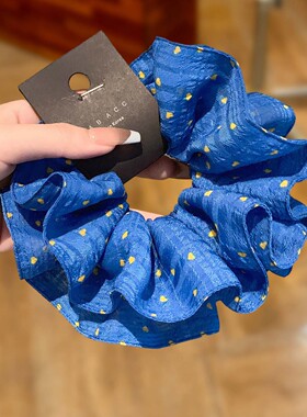 蓝色显白爱心波点大肠发圈