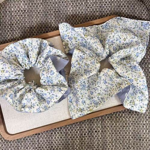 2025新款AB双面蓝色碎花大肠圈春季方形发圈田园风马尾头饰发饰