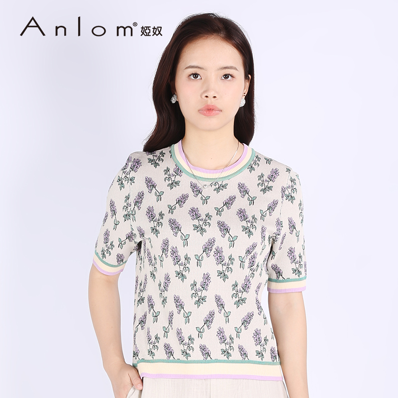 Anlom/娅奴修身花朵中袖针织衫