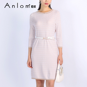 Anlom/娅奴夏季新款中袖圆领奶油霜白粘纤休闲针织通勤常规连衣裙