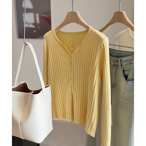 买过她家的毛衣呀!质量真的好呀!