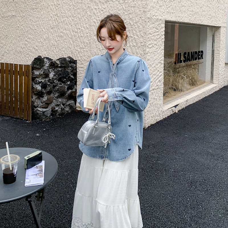 爱心刺绣长袖牛仔衬衫女2025春季新款韩系设计感休闲显瘦系带上衣,女装衬衫,浙宝152