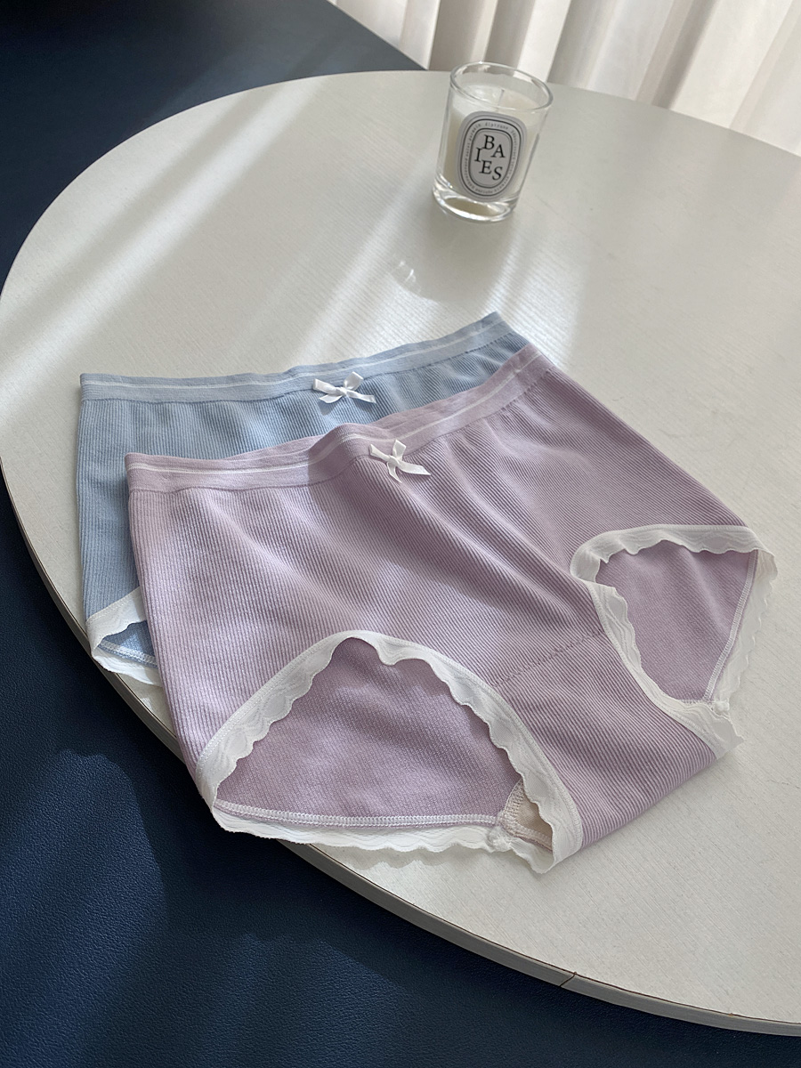 塞德纳无缝内裤少女甜美蕾丝边