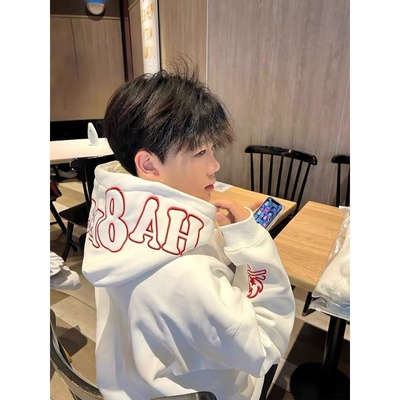 美式高街字母刺绣帽衫卫衣男