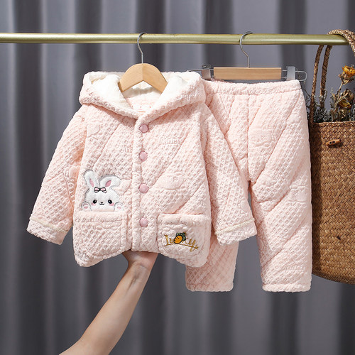 冬季儿童带帽短绒三层家居服套装