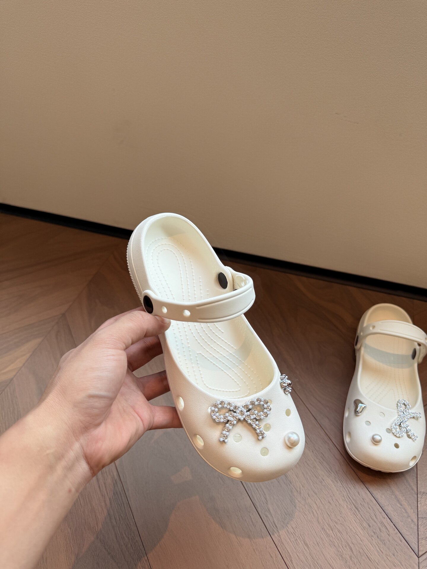 品牌订单芭蕾洞洞鞋女夏季新款防洞洞鞋