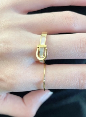 轻奢原创好运马蹄戒指