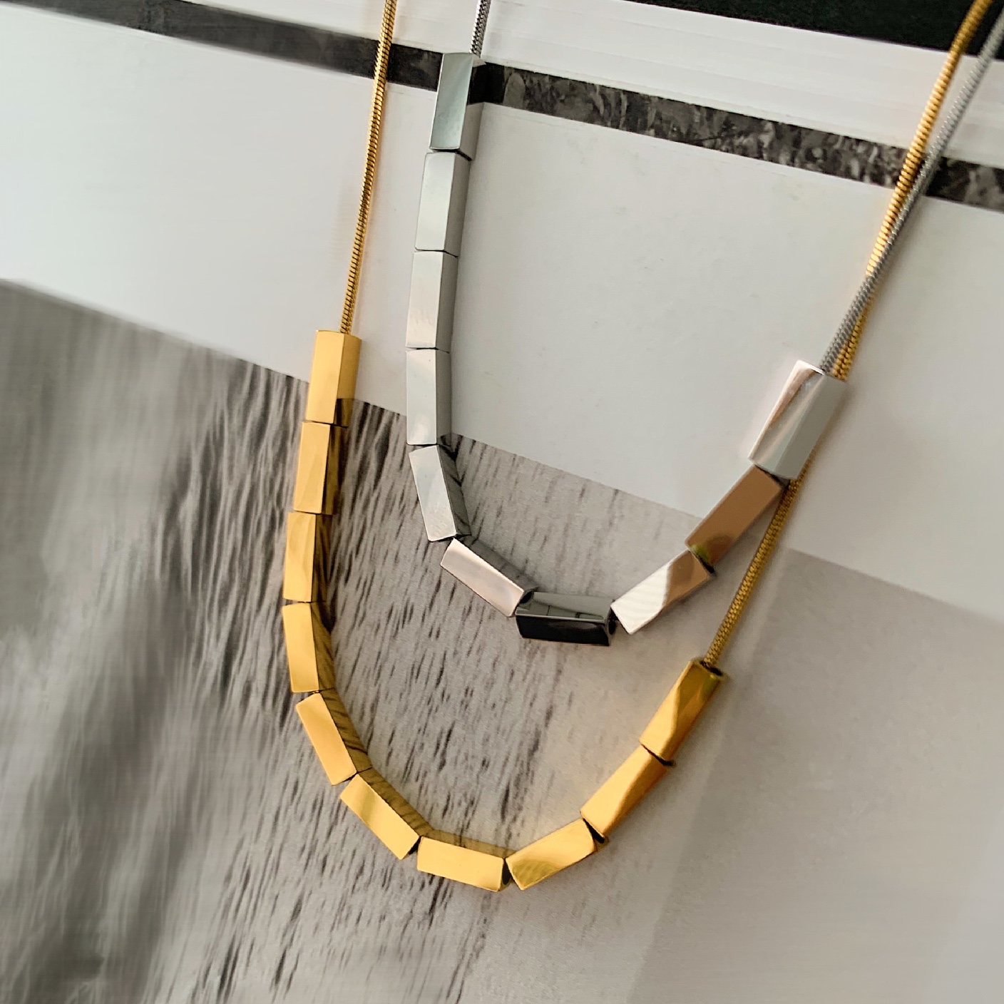 高级定制百搭款通勤蛇骨小方块锁骨链