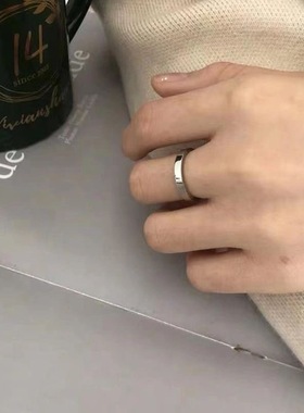 超有品味中性潮玩银色戒指