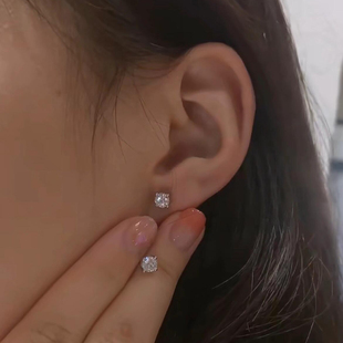初雪时分～融化冰川亮晶晶精致百搭小巧气质锆石耳钉耳饰品高级