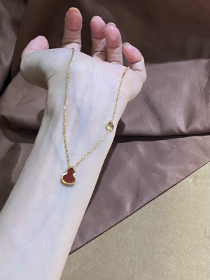 一路生花~温暖点缀红色系列经典灵动福禄葫芦项链气质高级质感