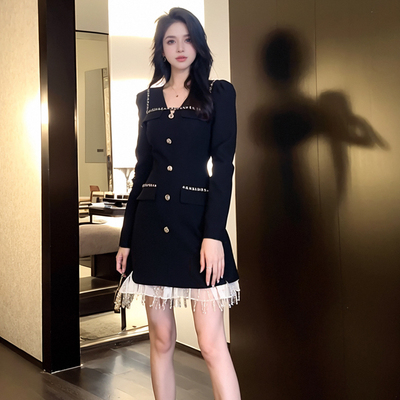 秋季气场强大名媛流苏连衣裙高级感女神韩系小香风显瘦包臀小黑裙