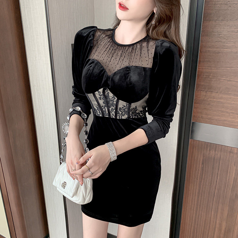 晚礼服女高级感蕾丝拼接金丝绒连衣裙性感显瘦包臀宴会小黑裙秋季