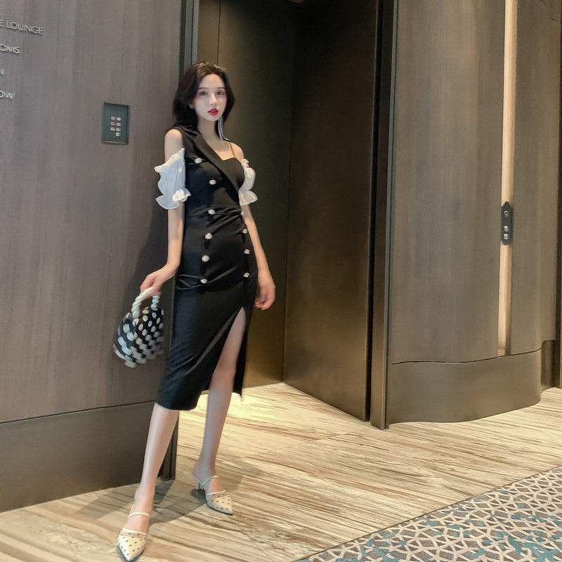 设计感小众chic港风连衣裙女法式名媛气质性感露肩吊带不规则裙子