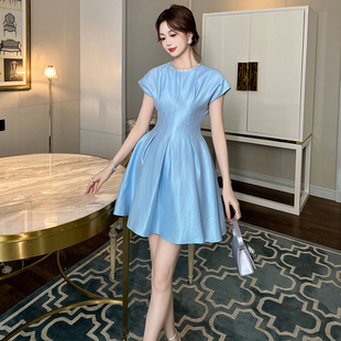 蓝色连衣裙夏高级感女神范新款设计感小众法式无袖短款收腰a字裙
