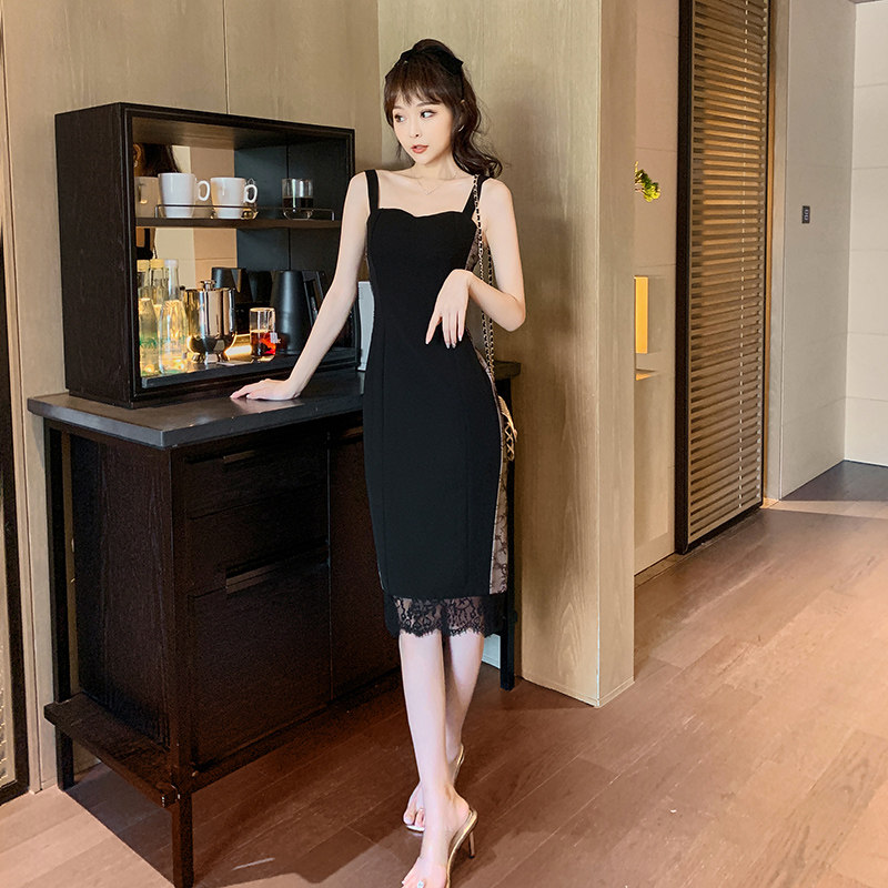性感锁骨一字肩吊带蕾丝拼接连衣裙女夏气质露肩收腰包臀中长裙子