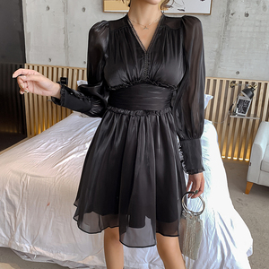 秋季新款裙子小香风优雅淑女连衣裙法式复古仙女裙小黑裙高级感