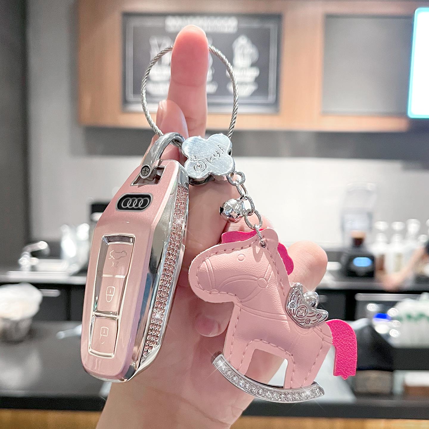 适用2025新款奥迪钥匙套A5L Sportback扣Q6L e-tron高级全包车壳