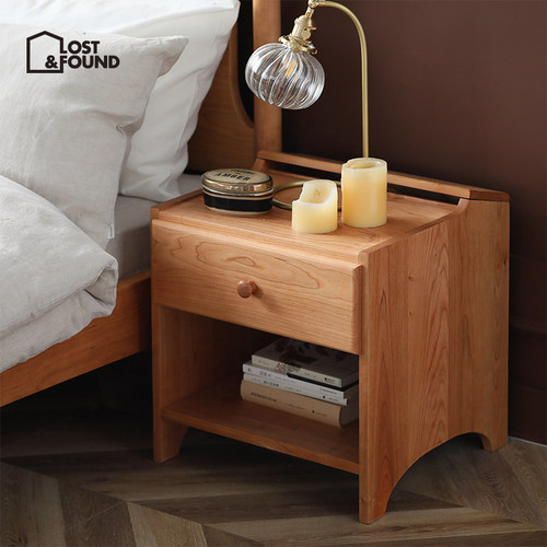 卧室北欧风床边实木木储物柜