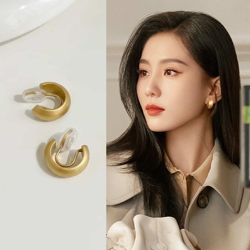 金色素圈蚊香盘耳夹高端气质酷帅无耳洞耳环新款方圆脸巨好看耳饰,饰品/流行首饰/时尚饰品新,耳夹,淘宝优惠券,粉丝福利购,淘宝优惠卷