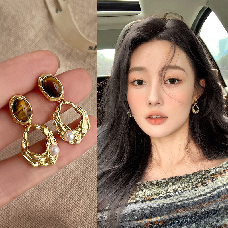 金色复古珍珠款耳钉女美拉德港风夸张耳环轻奢高级感气质大气耳饰,饰品/流行首饰/时尚饰品新,耳钉,淘宝优惠券,粉丝福利购,淘宝优惠卷