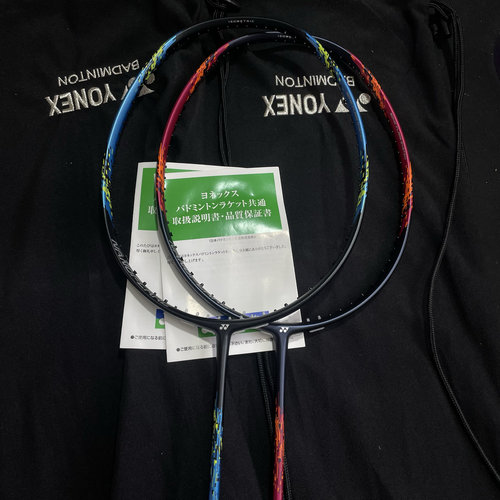 全碳素YONEX进攻羽毛球拍