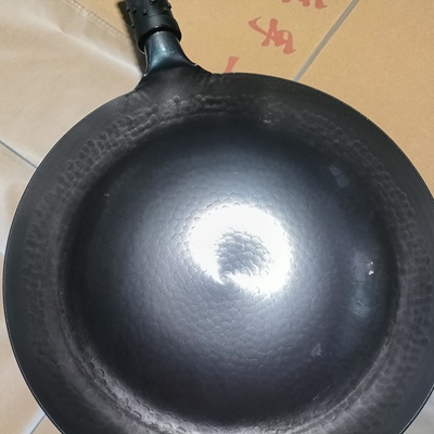 32厘米镜面款黑锅手工锻打无涂层不粘锅