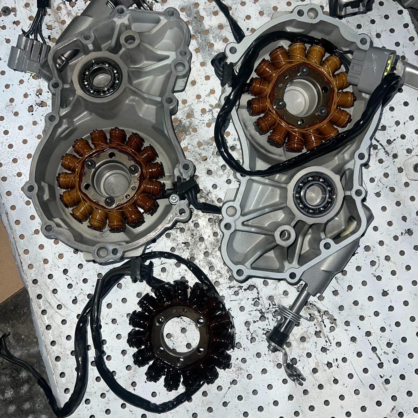 宝马老款S1000RR S1000R S1000XR 发电机线圈，边盖，无任何修复