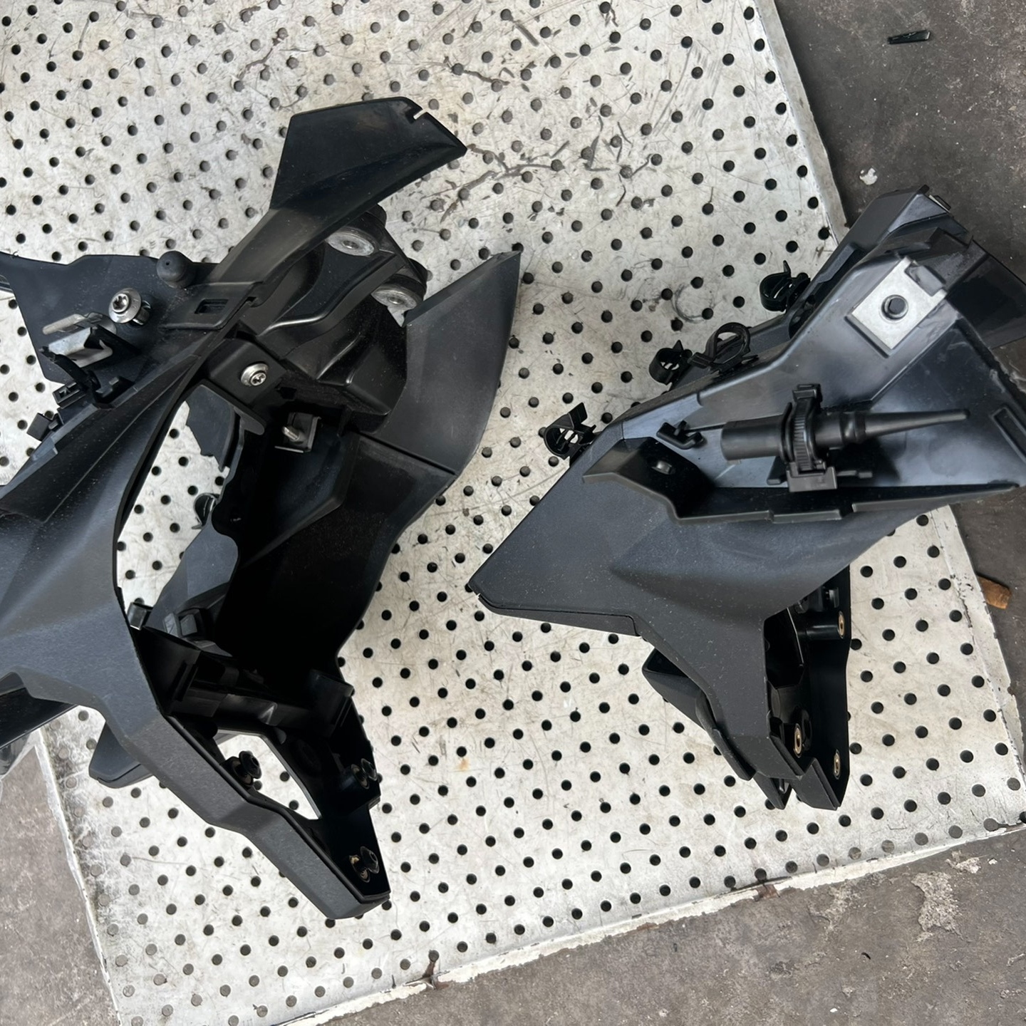 宝马S1000R 2020-2023年大灯仪表支架，二手拆车