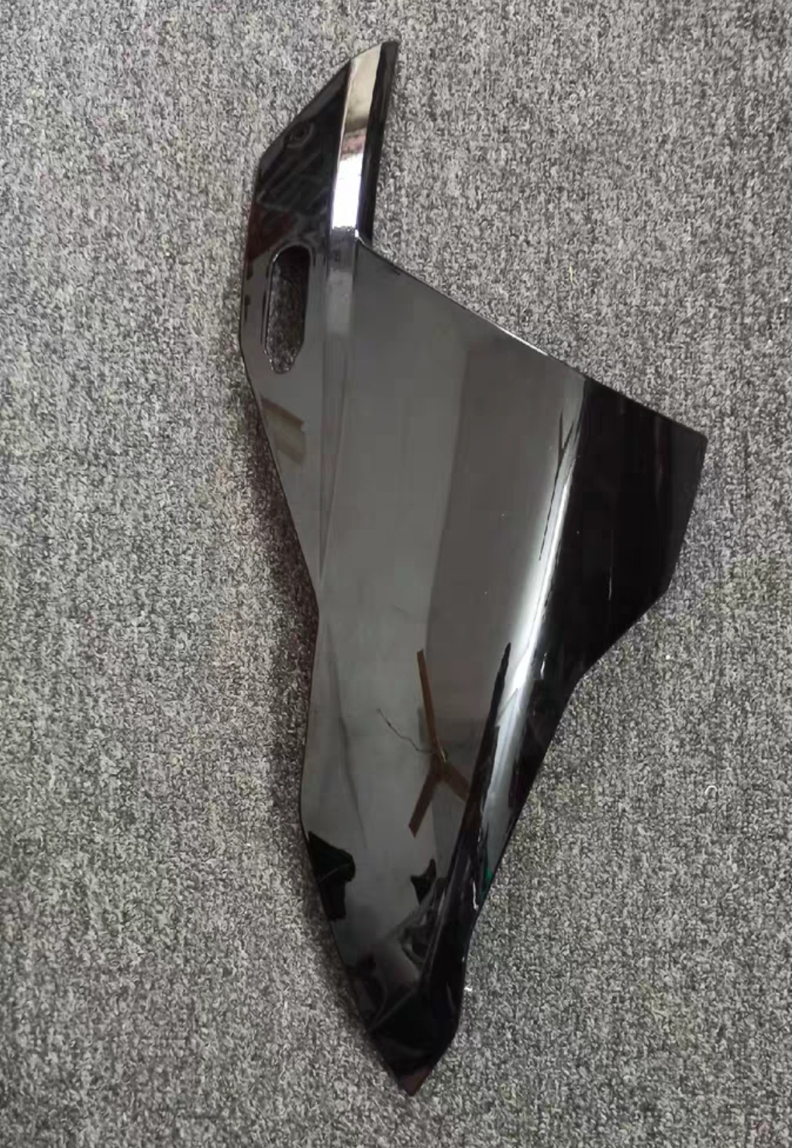 新款宝马S1000RR 左侧 头罩 原厂