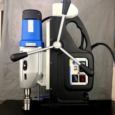 百得德国空心磁力钻磁座钻吸铁电