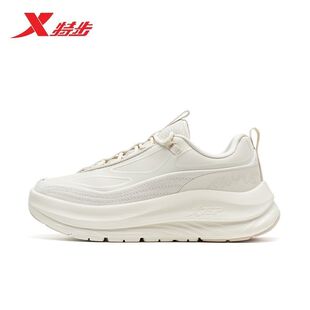 特步跑鞋女鞋2025冬季新款皮面舒适软底运动休闲鞋975418110024