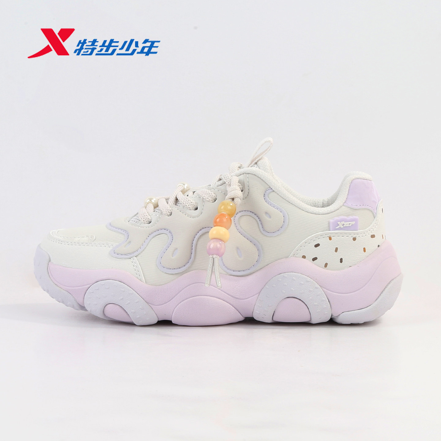特步儿童甜甜圈休闲鞋女童秋季新款舒适防滑耐磨鞋子674314324012