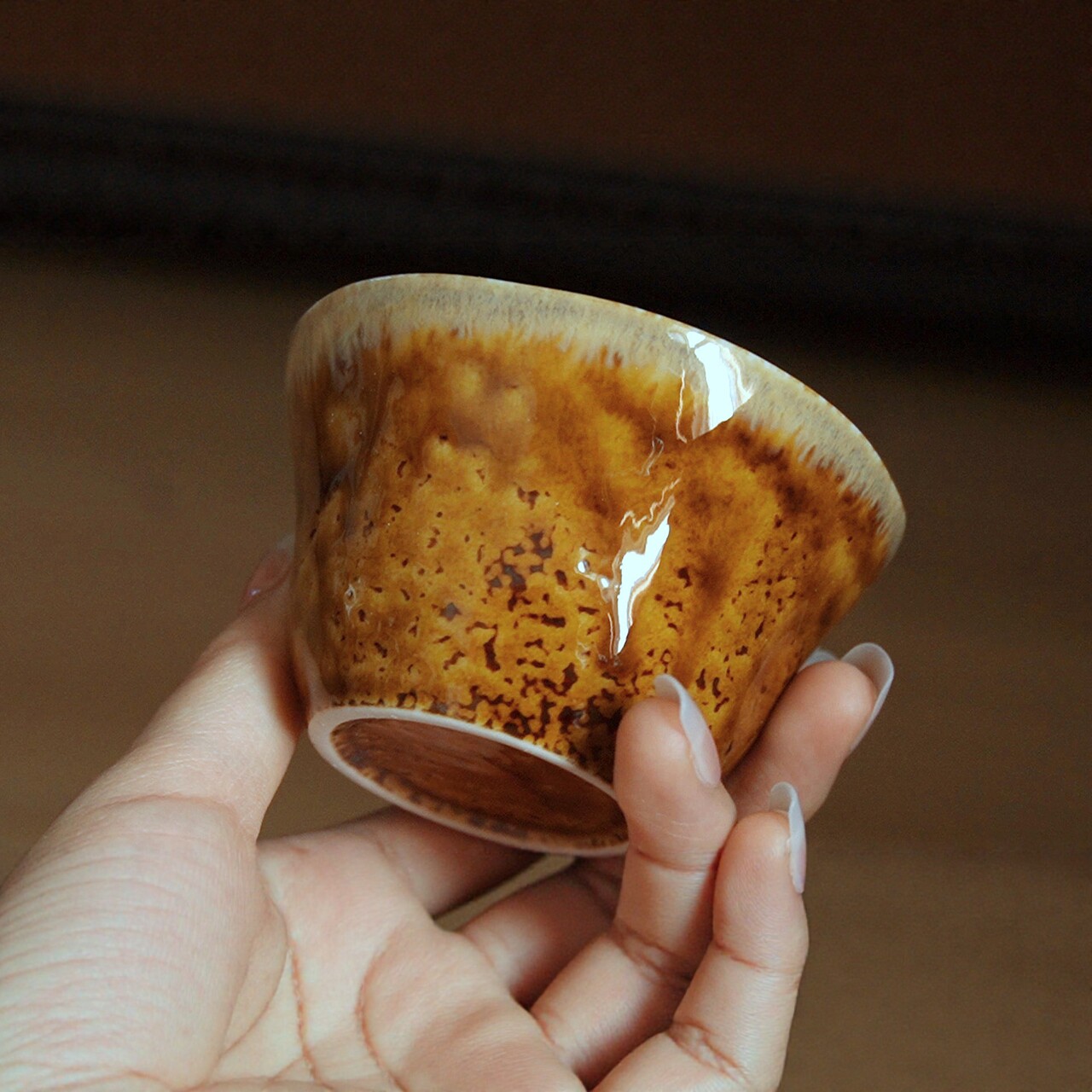 日本美浓烧进口茶杯复古琥珀流纹主人杯喝茶茶具品茗杯茶盏普洱杯图片