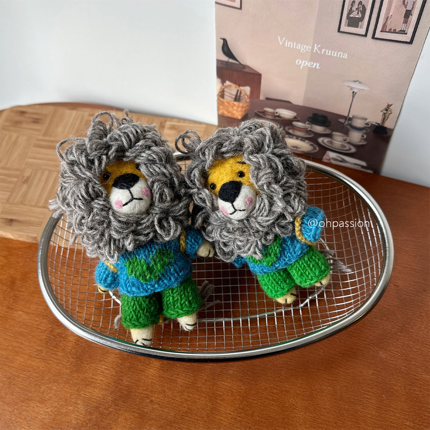 尼泊尔手工羊毛毡包包挂件可爱小狮子包挂件创意钥匙扣情侣挂饰