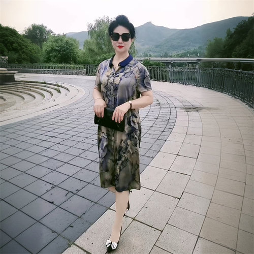 妈妈连衣裙夏季气质洋气新款遮肚子中老年女装时尚大码贵夫人裙子