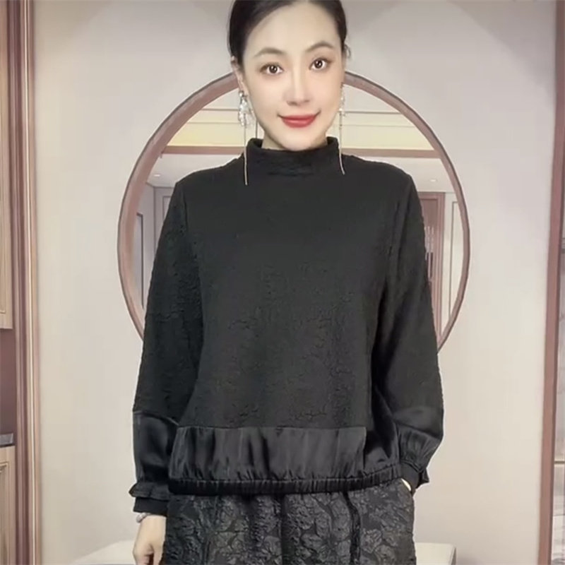 秋冬中老年妈妈装200斤大码上衣半高领时尚提花遮肉打底长袖小衫
