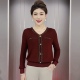显瘦套头洋气休闲打底衫 秋冬新款 中年妈妈小香风长袖 毛衣针织上衣